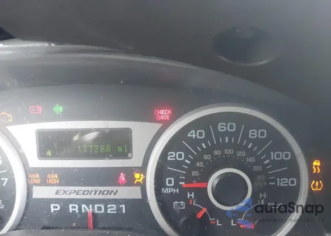 2005 Ford Expedition Eddie Bauer/King Ranch z USA, uszkodzony, nr VIN 1FMFU18545LA28549